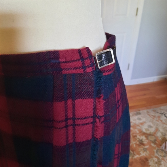 Wool tartan midi skirt kilt - Picture 3 of 9